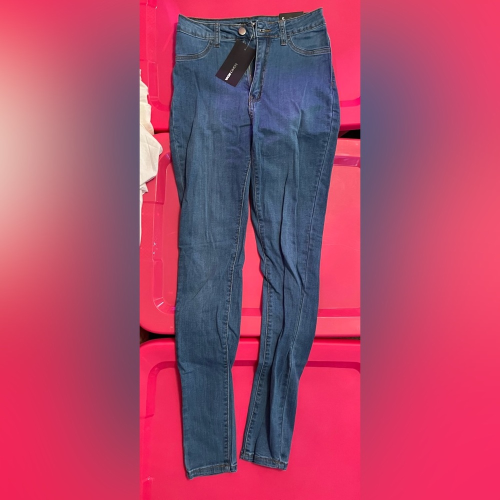 Jeans - Picture 3 of 4